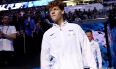 开云体育直播-戴维斯杯轻取年终总决赛，辛纳刷新纪录的简单介绍