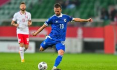 开云体育官网-冰岛队士气高昂，迎战芬兰队