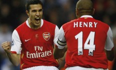 开云体育官方网站-铁血湖网锁死东契奇，爱德华兹关键一击定江山