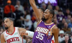 开云足球直播-长春客场大胜，客场豪取三分