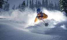 开云体育登录-绿茵场上的颠覆与篮球场的逆袭，当西甲德比遇见开拓者掀翻黄蜂