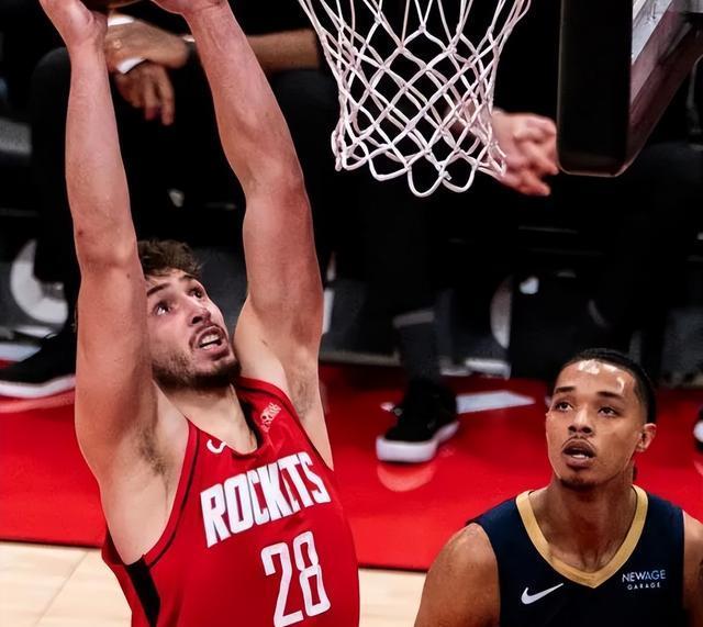 火箭外线火力不足，主帅调整战术或成一解的简单介绍