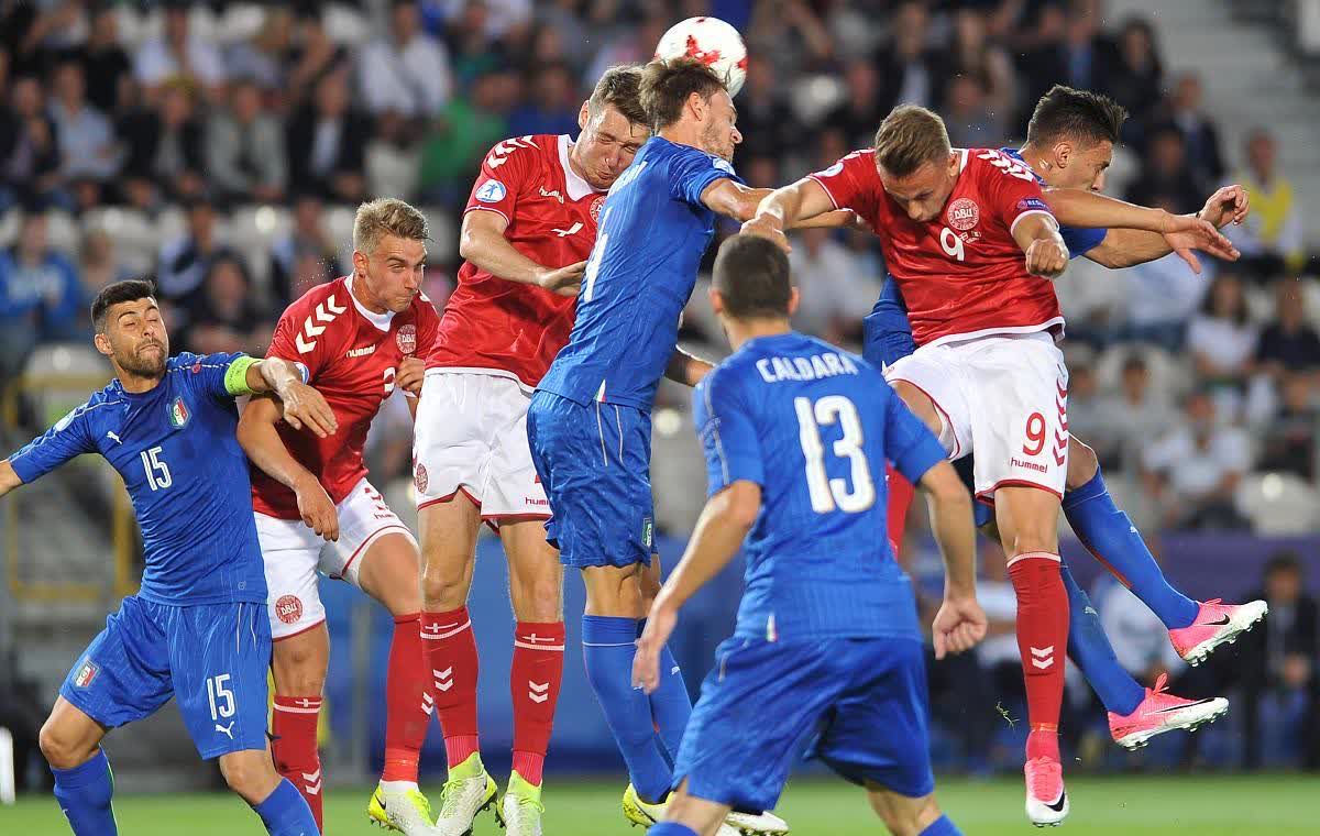 精彩足球比赛中的令人惊叹时刻