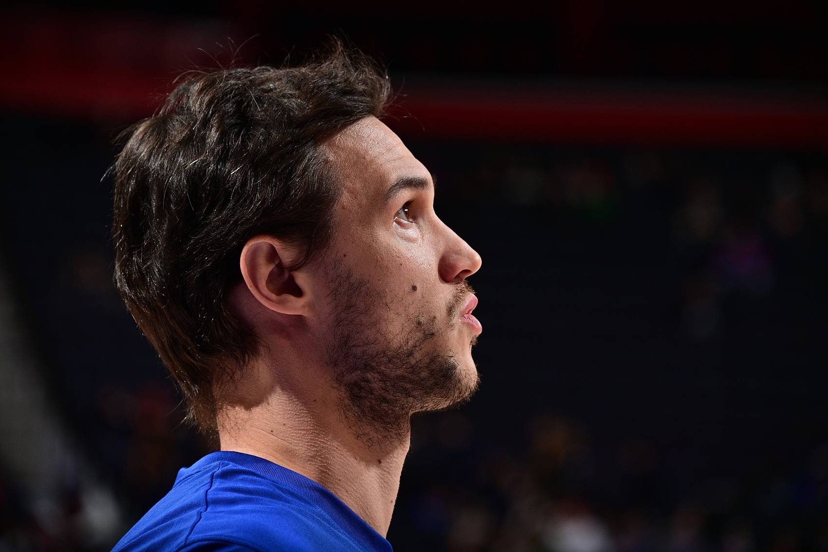 新晋球员在赛季中崭露头角，引起关注人们的简单介绍