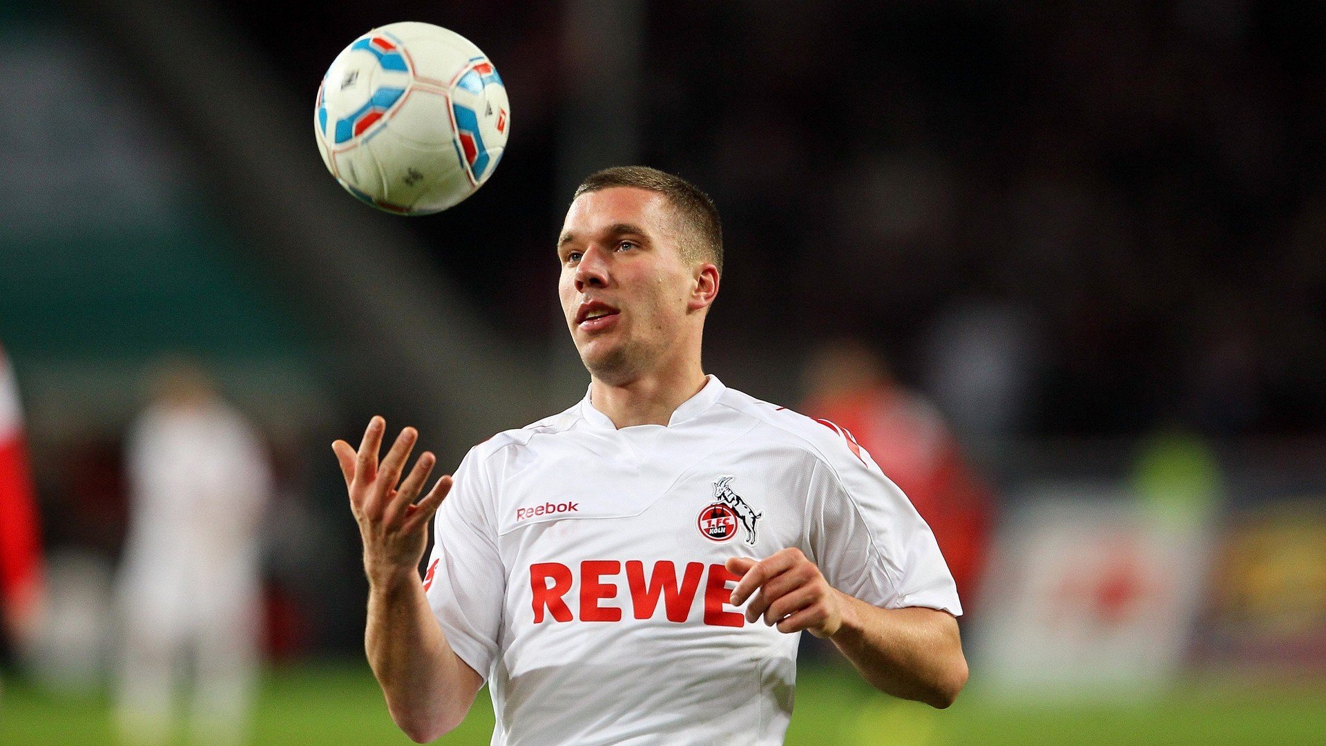 欧冠淘汰赛之夜,杰伦·格林贡献制胜表现