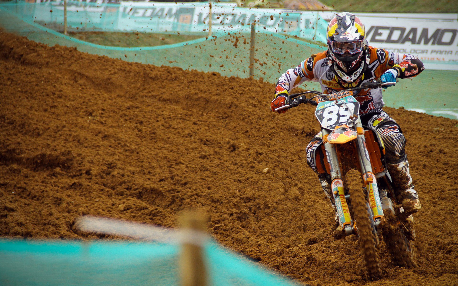 绿茵场上的节奏博弈，从英超争冠焦点战到尤文式掌控的艺术